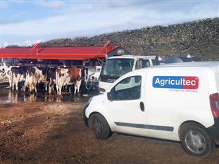 Carro Móvel de ordenha de vacas